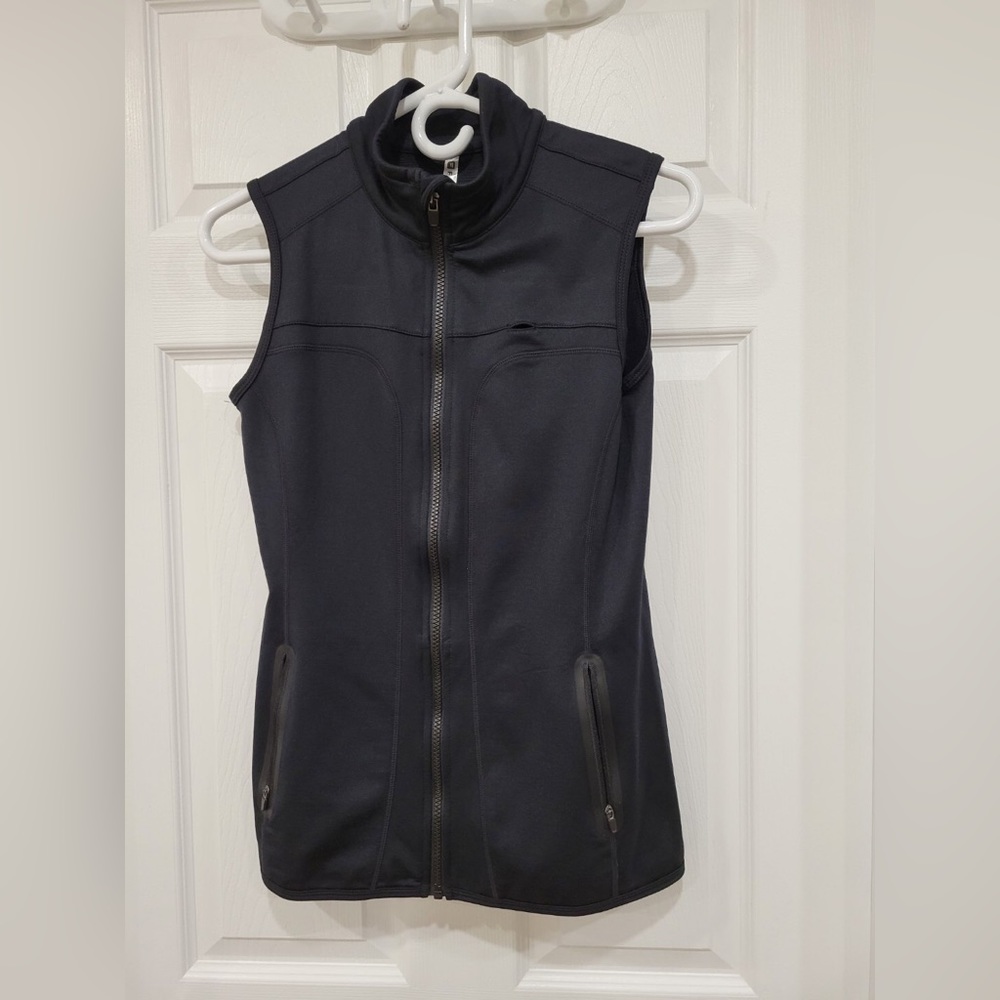 Fabletics Fitted Black Vest
